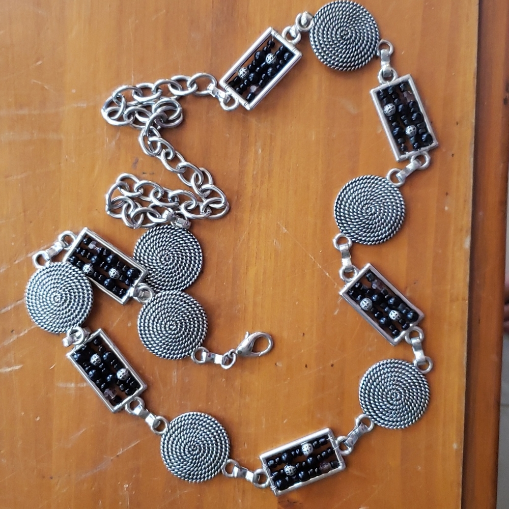 Retro chain belt